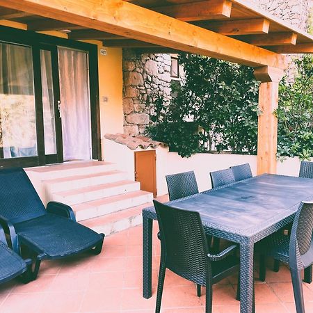 Bellissimo Appartamento Con Veranda Privata Al Centro Di Porto Rotondo Esterno foto