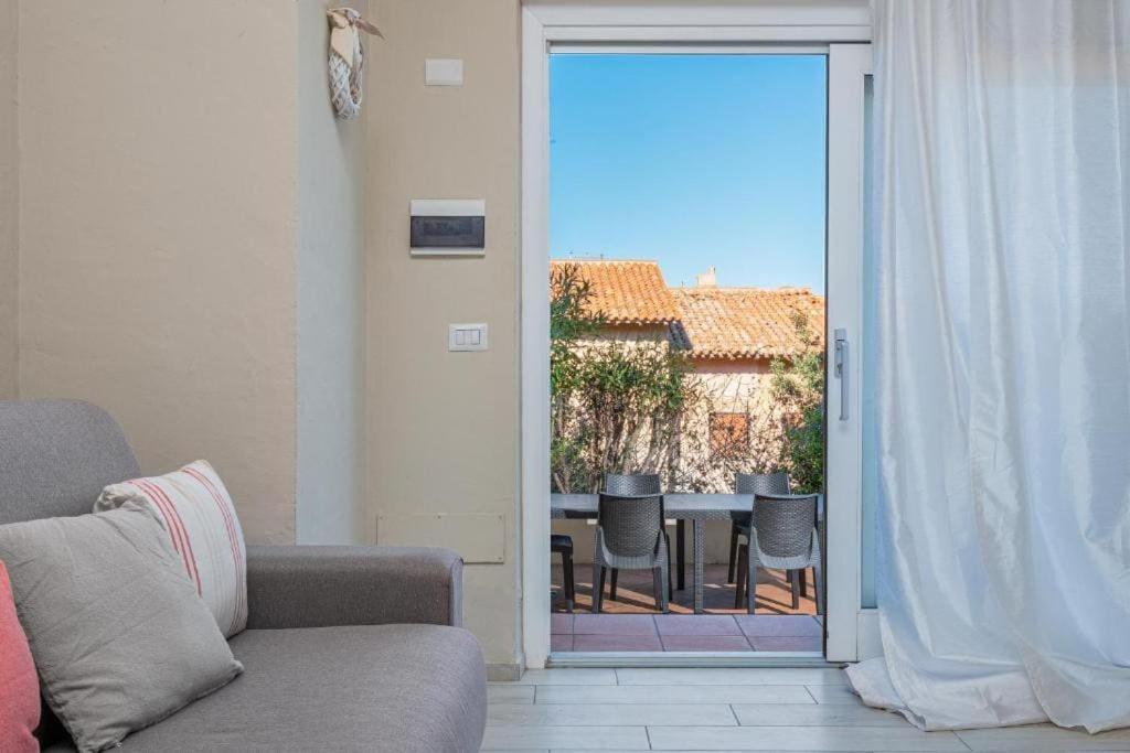 Bellissimo Appartamento Con Veranda Privata Al Centro Di Porto Rotondo Esterno foto