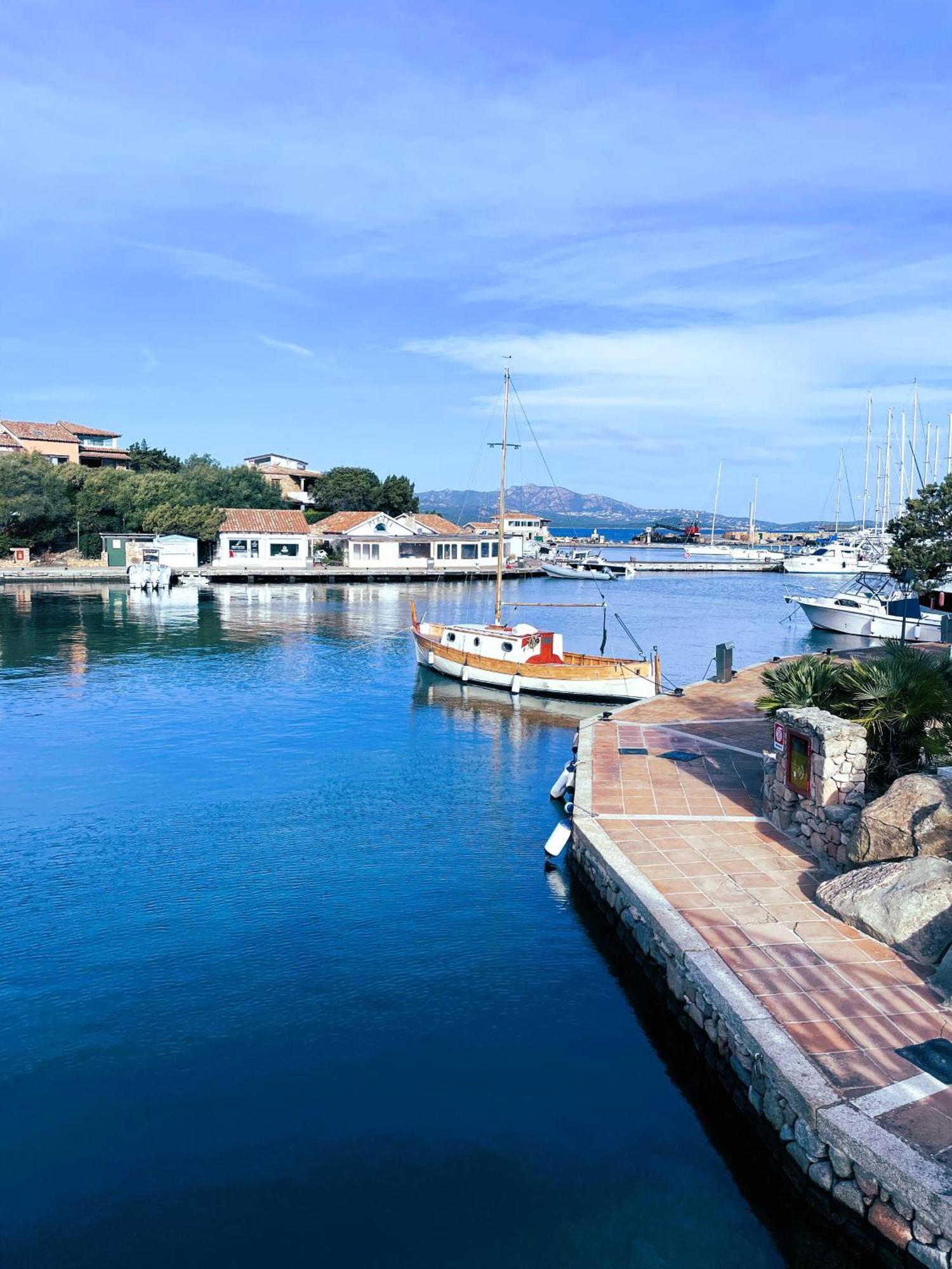 Bellissimo Appartamento Con Veranda Privata Al Centro Di Porto Rotondo Esterno foto